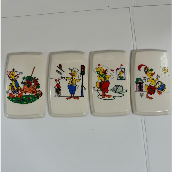Vintage Duck Bath tiles. Signed “MAT”. Four ceramic tiles. Just fun! (4-O) - Picture 6 of 7